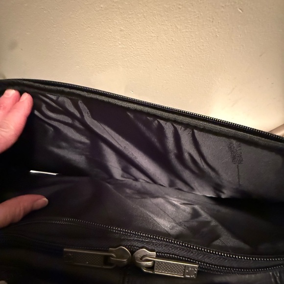 Kenneth Cole Dark Leather Messenger Bag - Picture 9 of 10